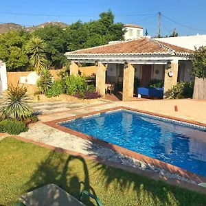 villa-las-mercedes.1costadelsol.com/